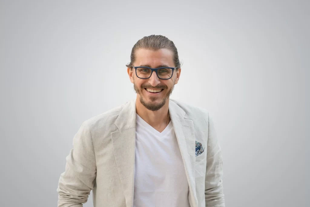 Artem Gonchakov-Visionary CEOs to Watch in 2026